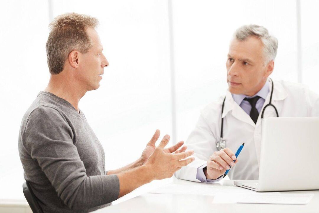 Visiting a doctor for prostatitis symptoms